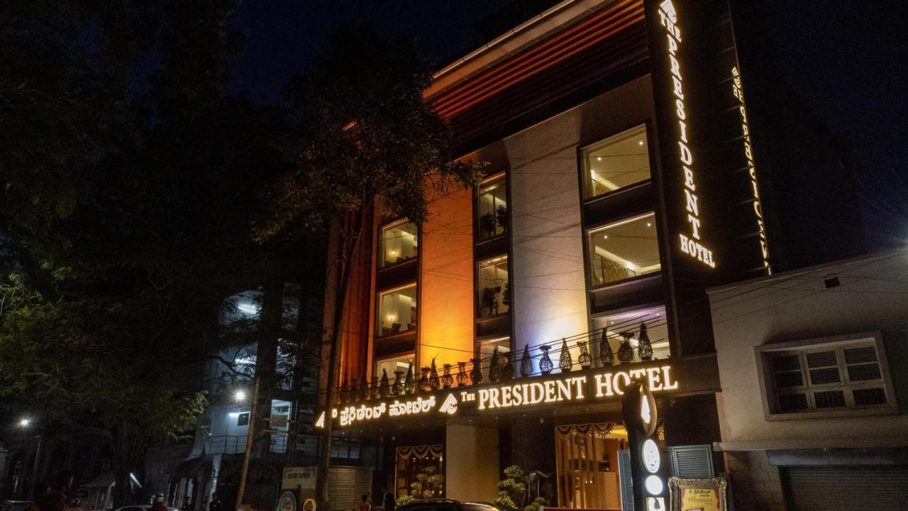 The President Hotel, Kumarapark Бангалор Экстерьер фото